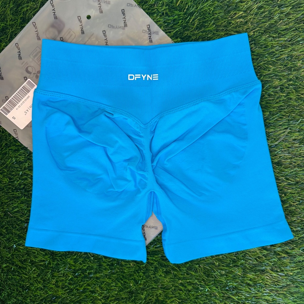 Dfyne impact shorts 4.5" glacier blue small